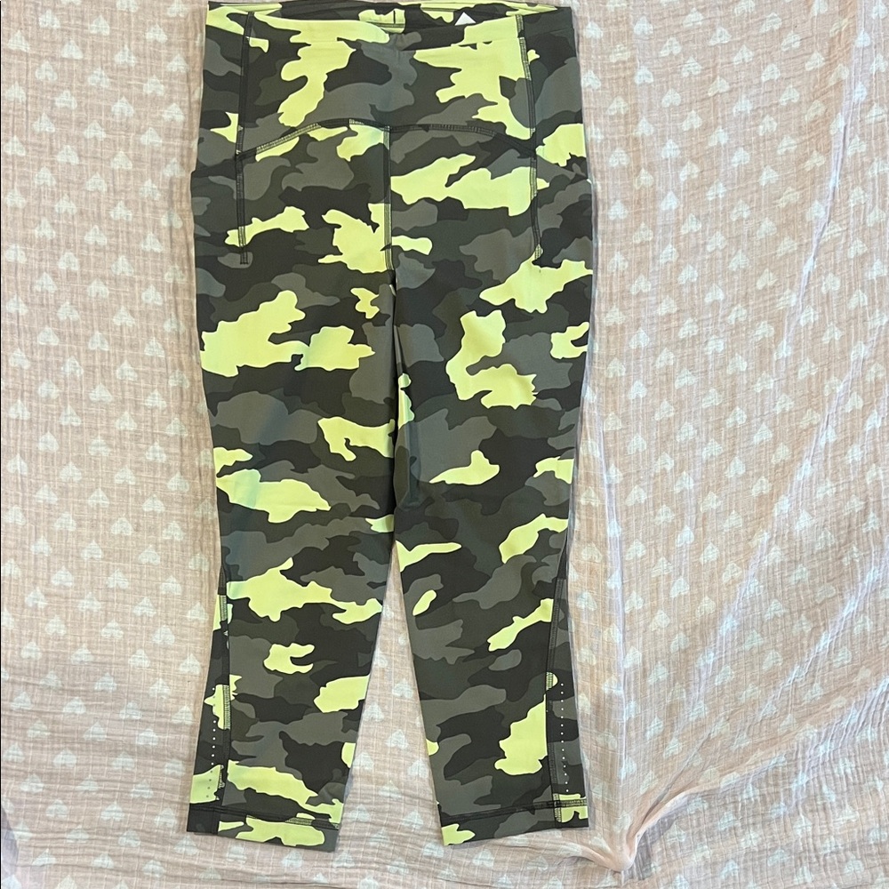lululemon athletica Green Camouflage Leggings